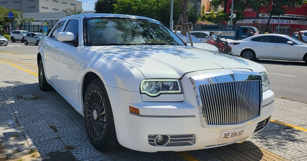 Rao Chrysler 300 giá chưa đến 400 triệu đồng, người bán chia sẻ: ‘Êm như Maybach, bao chạy đường xa’