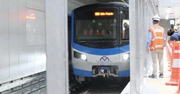 Metro số 1 vượt thêm ải khó, băng băng về đích