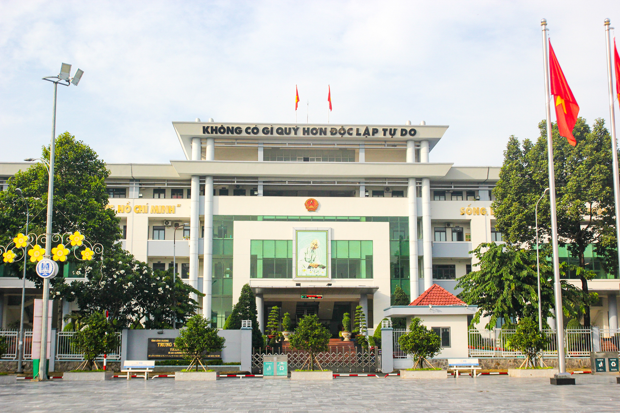 Vòng xoay rộng gấp 10 lần mặt sân Mỹ Đình, sẽ có nhà ga Metro, nhà hàng, trung tâm thương mại - Ảnh 13