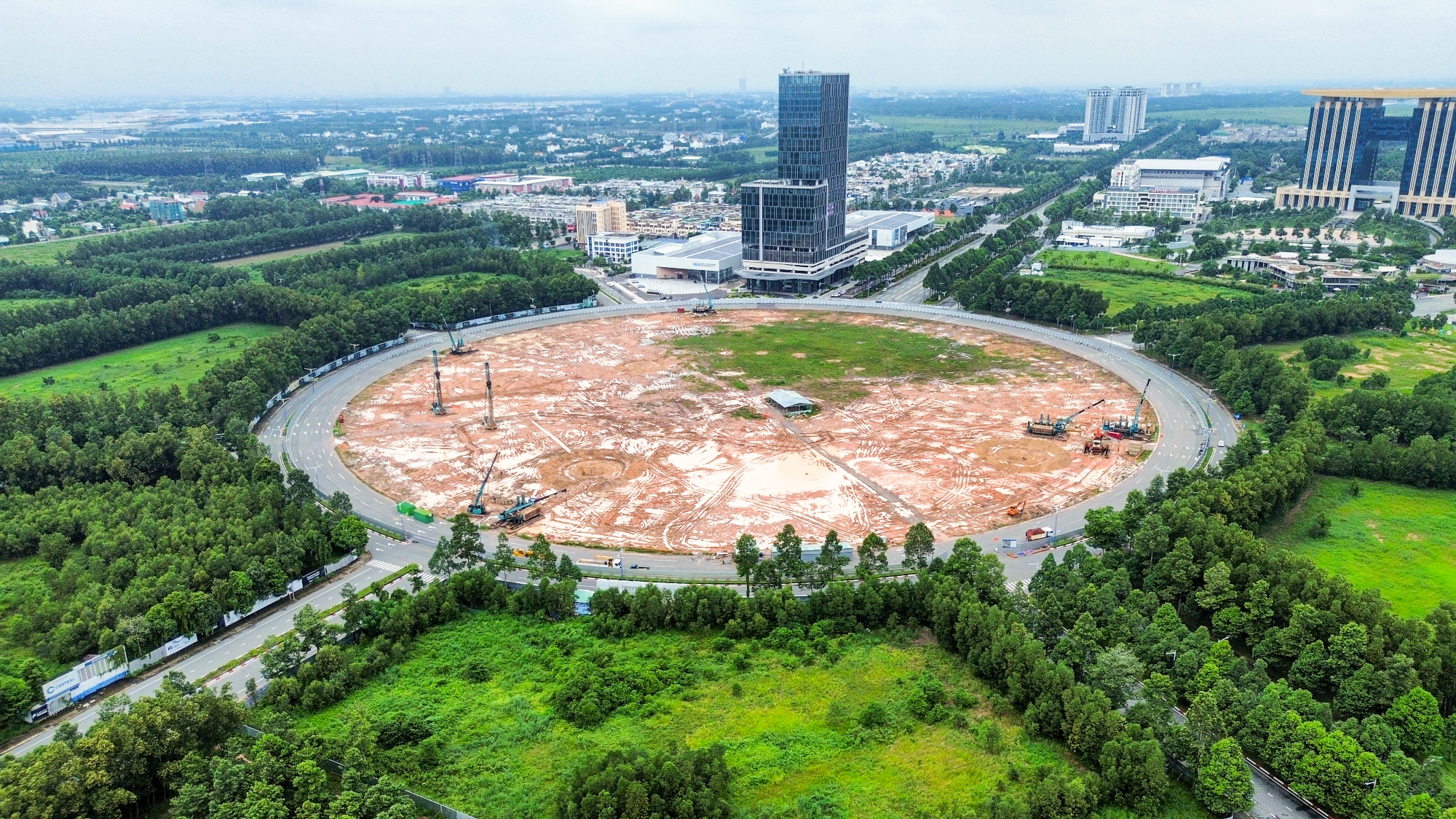 Vòng xoay rộng gấp 10 lần mặt sân Mỹ Đình, sẽ có nhà ga Metro, nhà hàng, trung tâm thương mại - Ảnh 2