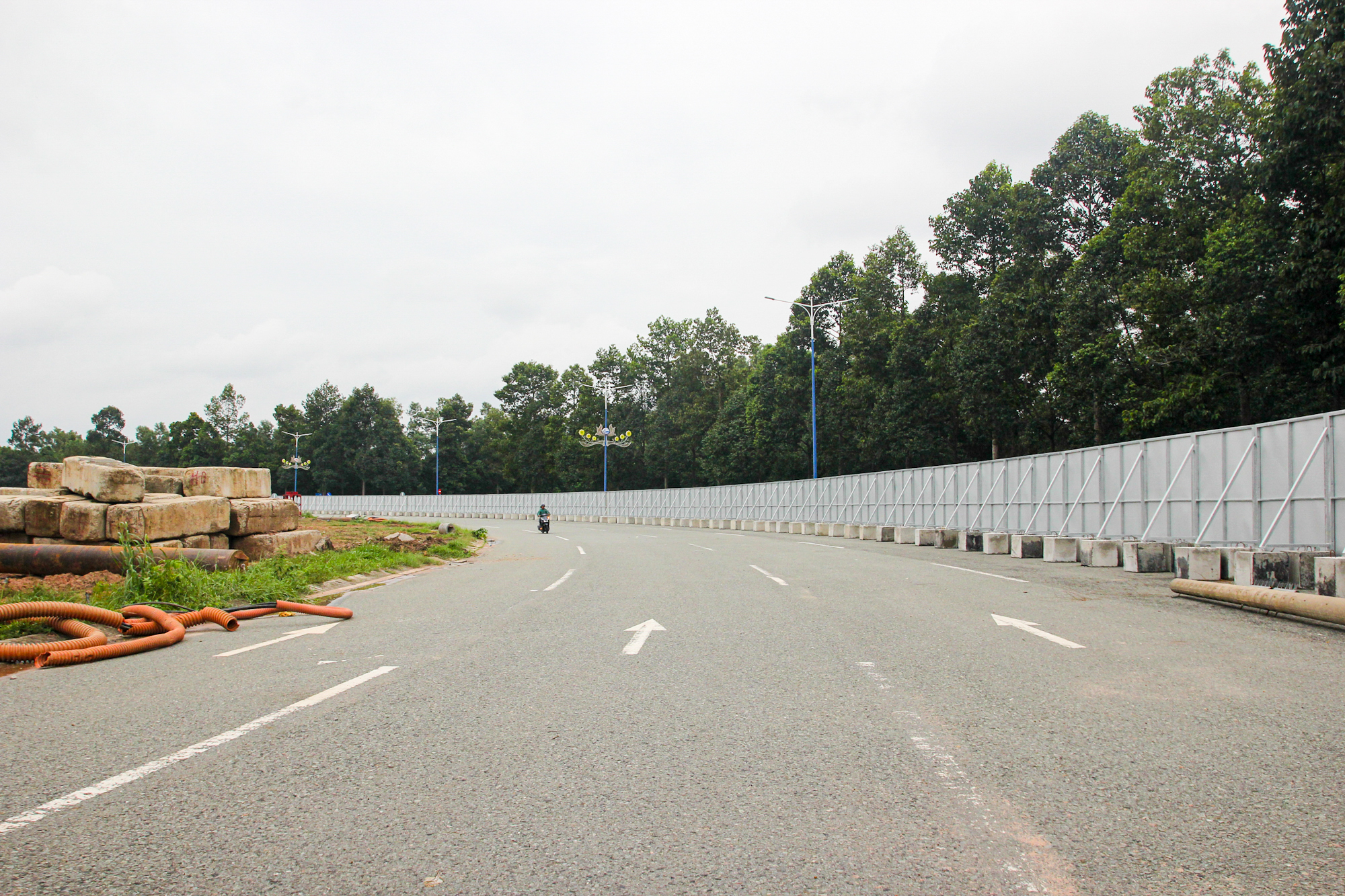 Vòng xoay rộng gấp 10 lần mặt sân Mỹ Đình, sẽ có nhà ga Metro, nhà hàng, trung tâm thương mại - Ảnh 6