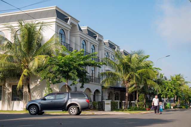 Cư dân hạnh phúc hơn vì sống trong không gian đô thị xanh La Villa TP.Tân An - Ảnh 1