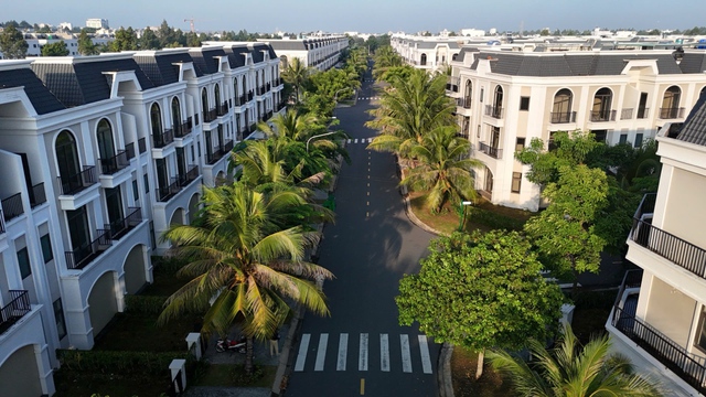 Cư dân hạnh phúc hơn vì sống trong không gian đô thị xanh La Villa TP.Tân An - Ảnh 2