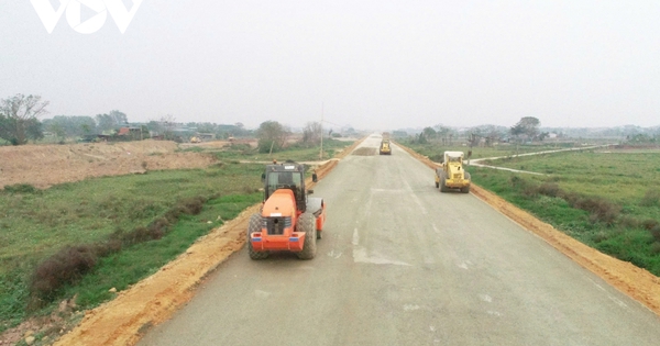 Huyện Mê Linh nỗ lực giao mặt bằng sạch đường Vành đại 4 cho đơn vị thi công