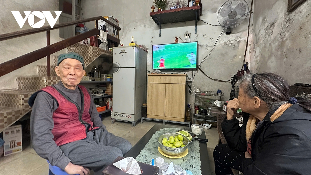 Vướng mặt bằng thi công, mương Thụy Khuê 12 năm vẫn nhếch nhác, ô nhiễm - Ảnh 6