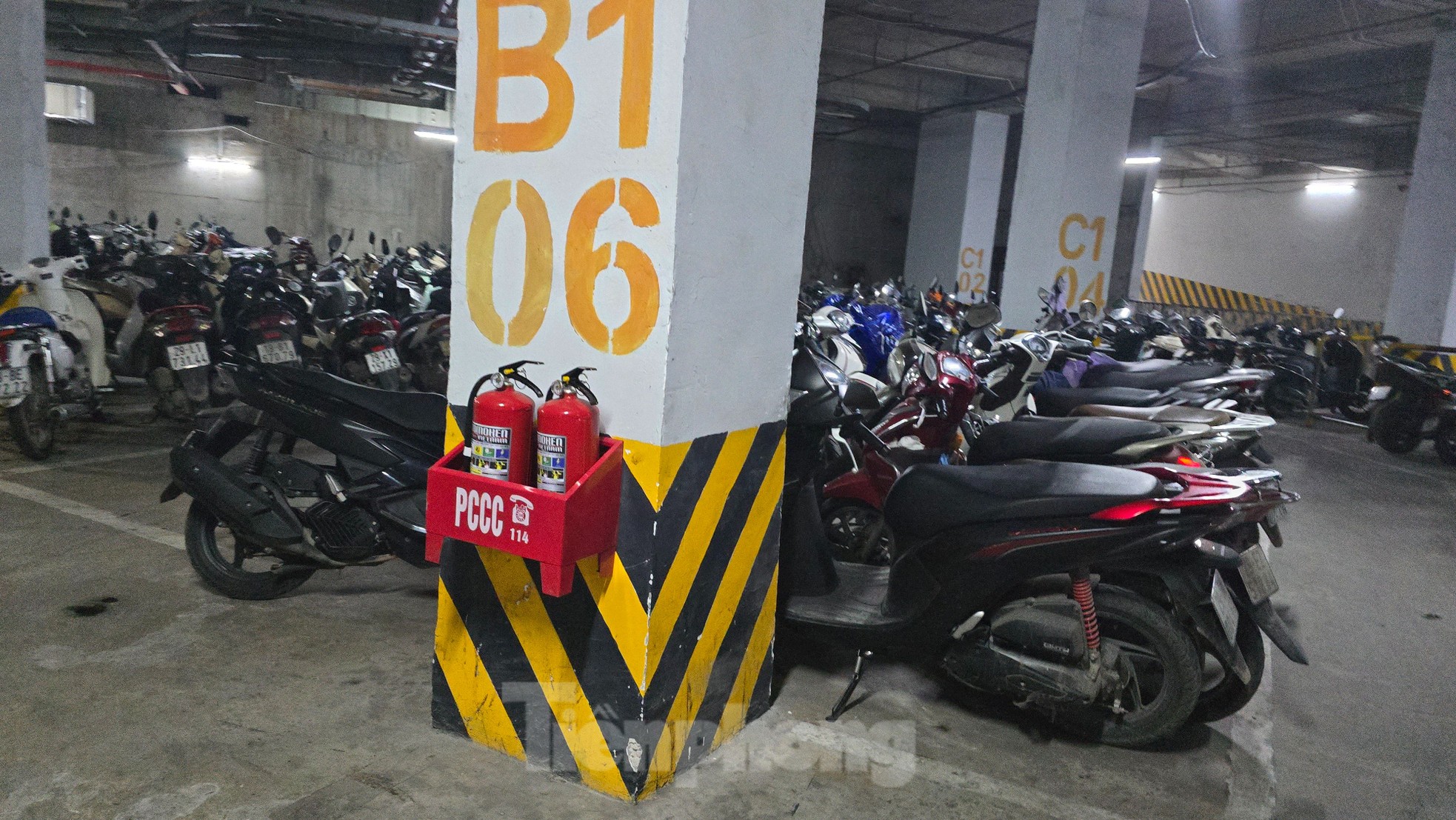 Cận cảnh nhiều chung cư, văn phòng tại quận Hà Đông chưa nghiệm thu PCCC đã đưa vào hoạt động - Ảnh 4