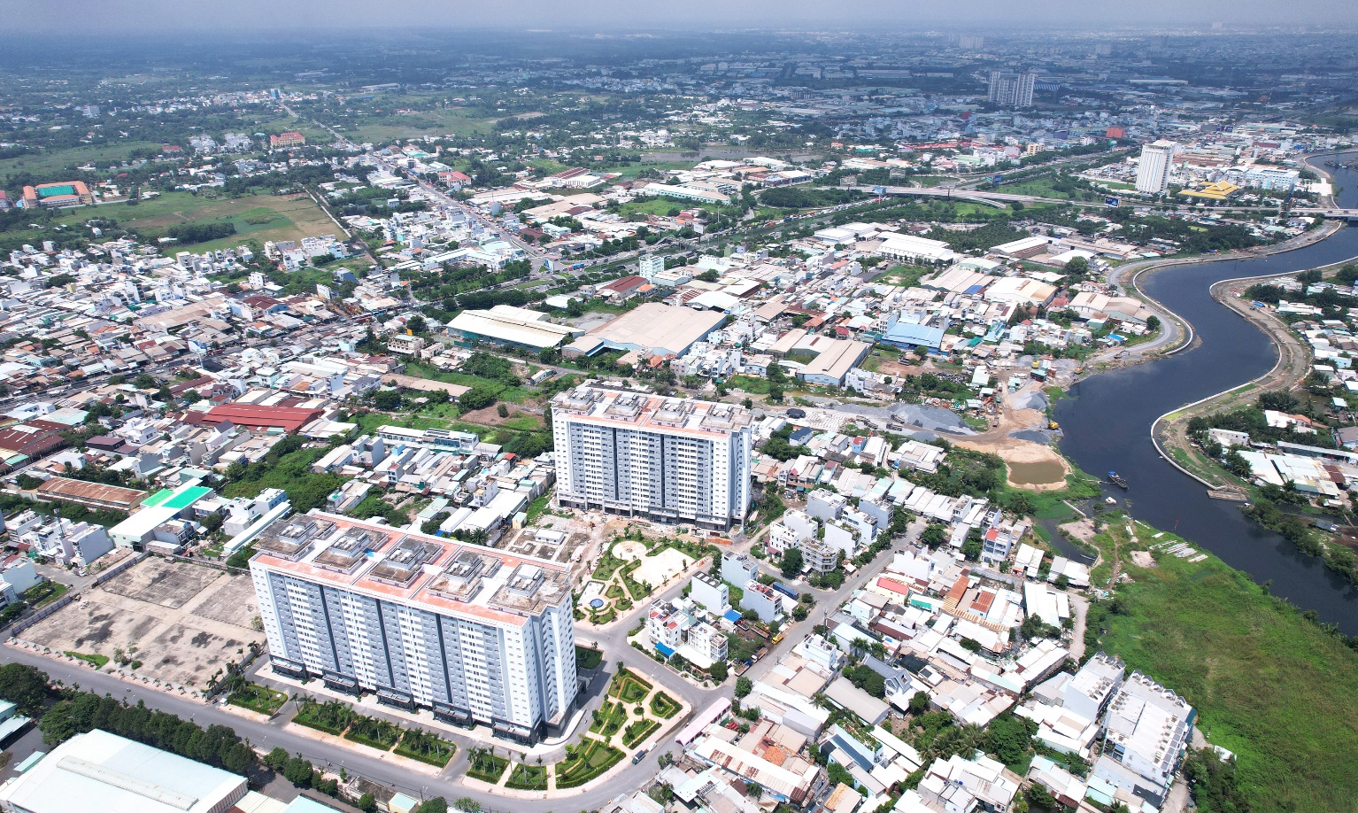 Quốc lộ 1A mở rộng, tuyến kênh xanh hoàn thiện: Thời cơ bứt phá của Conic Boulevard - Ảnh 1