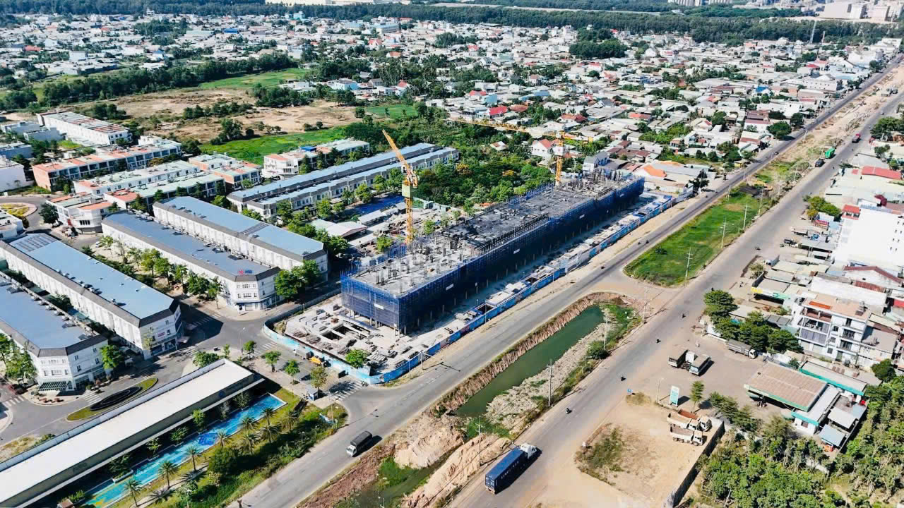 Khu vực phát triển công nghiệp mạnh nhất tỉnh Đồng Nai, là “cửa ngõ” giao thương trực tiếp với Tp.HCM, liên tục đón tin vui hạ tầng - Ảnh 1