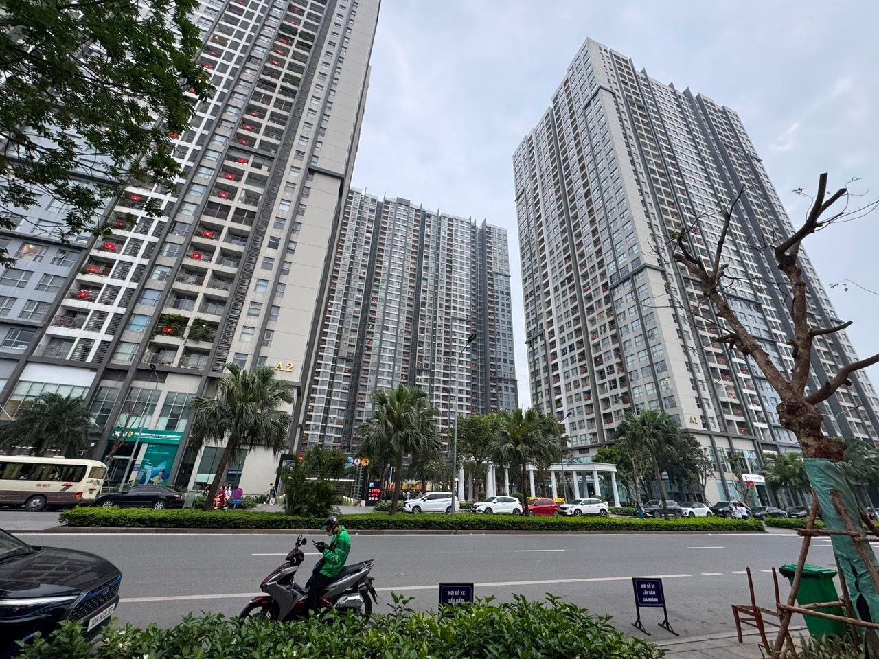 Diễn biến chung cư Hà Nội quý 2: Chưa có dấu hiệu giảm giá mạnh ở thị trường sơ cấp - Ảnh 1