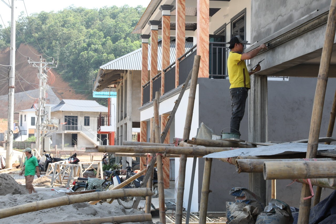 Khu tái định cư như khu du lịch sinh thái trên đồi cao - Ảnh 3