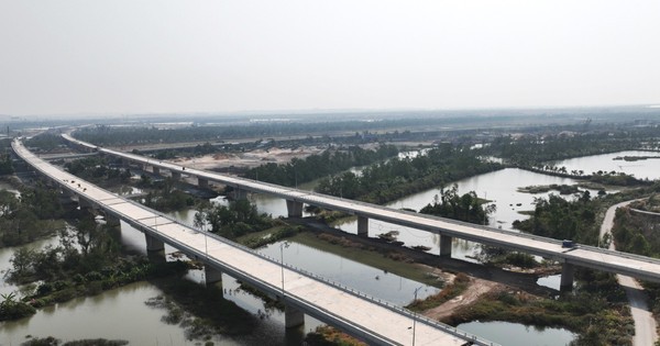 Cựu Giám đốc BQL Dự án Quảng Ninh bị cáo buộc nhận hơn 9 tỷ đồng từ các nhà thầu