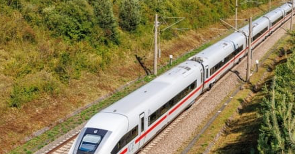 Dự án đường sắt cao tốc Bắc – Nam: Vì sao VinSpeed 'biết lỗ vẫn làm'?