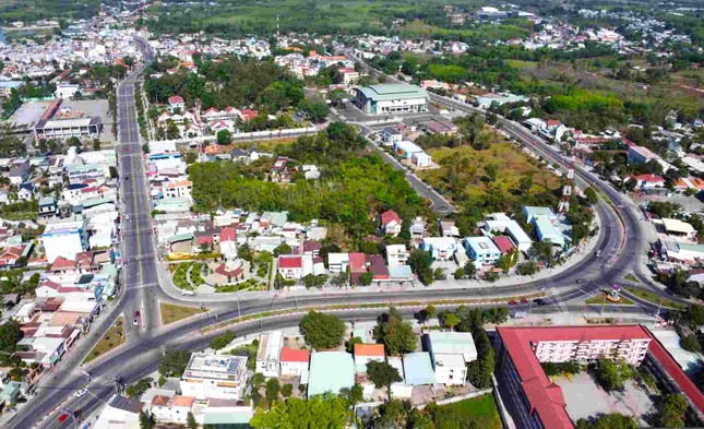 Bình Dương điều chỉnh quy hoạch, sẽ có nhiều ‘siêu dự án’ phía Bắc - Ảnh 1