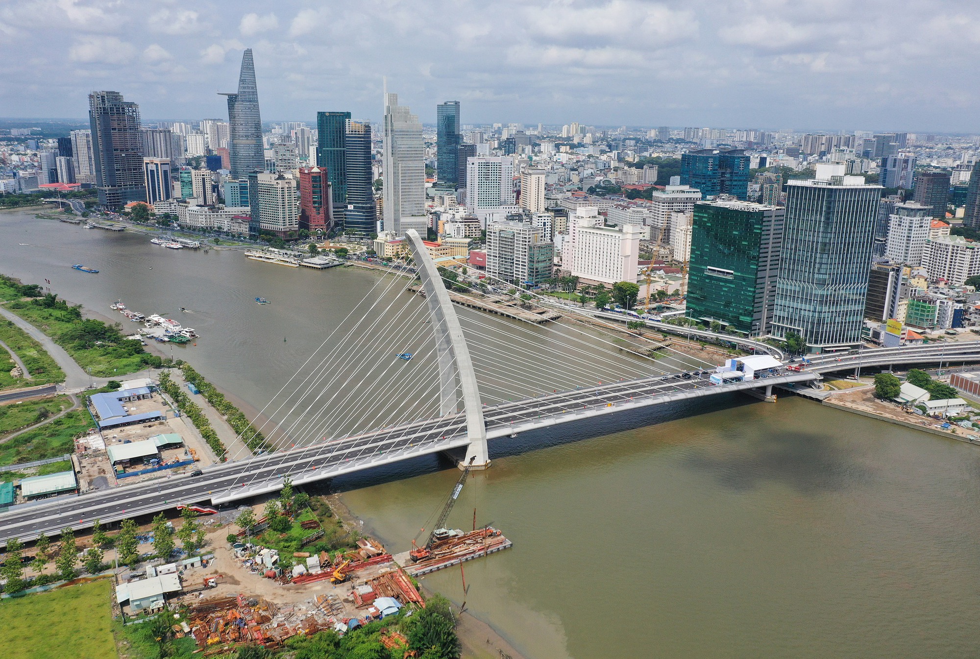 Ông Trần Bá Dương từng nhận "trách nhiệm, lỗi của mình" khi Thaco mới làm một phần các dự án kết nối giao thông khu Thủ Thiêm...đặt kế hoạch khởi công 32 dự án trong năm 2025 - Ảnh 4