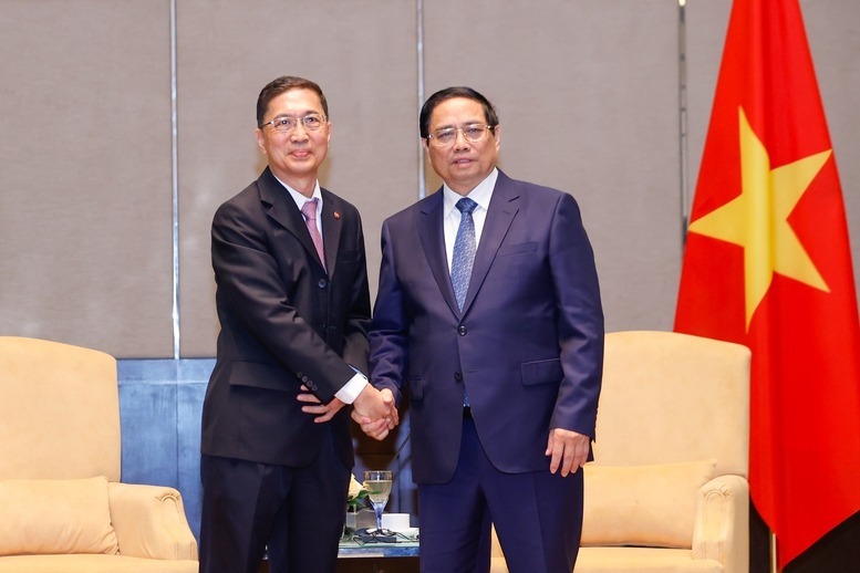 Gặp Thủ tướng, lãnh đạo Tập đoàn BĐS lớn bậc nhất Malaysia, đang đầu tư loạt dự án quy mô hơn 5 tỷ USD tại Việt Nam ngỏ ý muốn đầu tư thêm hàng tỷ USD trong thời gian tới - Ảnh 1