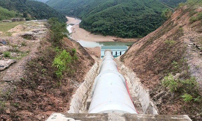 Nhiều dự án trọng điểm ở Quảng Bình dừng thi công, chậm tiến độ do vướng mặt bằng - Ảnh 2
