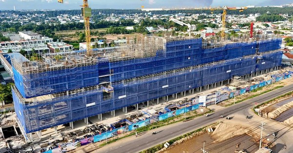 Sát vách Tp.HCM, có 10 khu công nghiệp lớn, lượng khách thuê dồi dào nhưng nơi đây đang thiếu căn hộ cho giới chuyên gia thuê