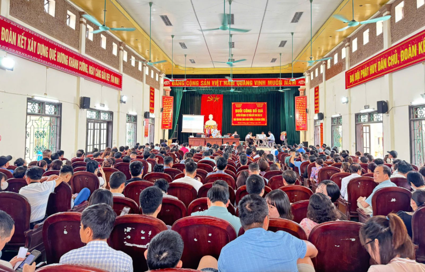 Ninh Bình: Thu về gần 500 tỷ đồng sau 6 phiên đấu giá, vượt hàng trăm tỷ đồng so với tổng giá khởi điểm - Ảnh 1