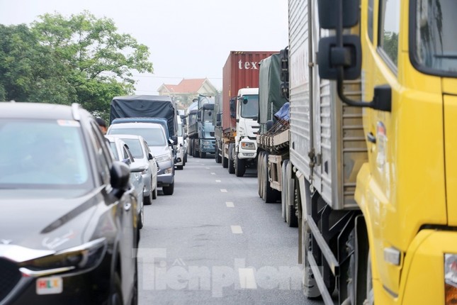 Cận cảnh QL18 Bắc Ninh - Nội Bài vừa được đề xuất thành cao tốc 6 làn xe - Ảnh 7