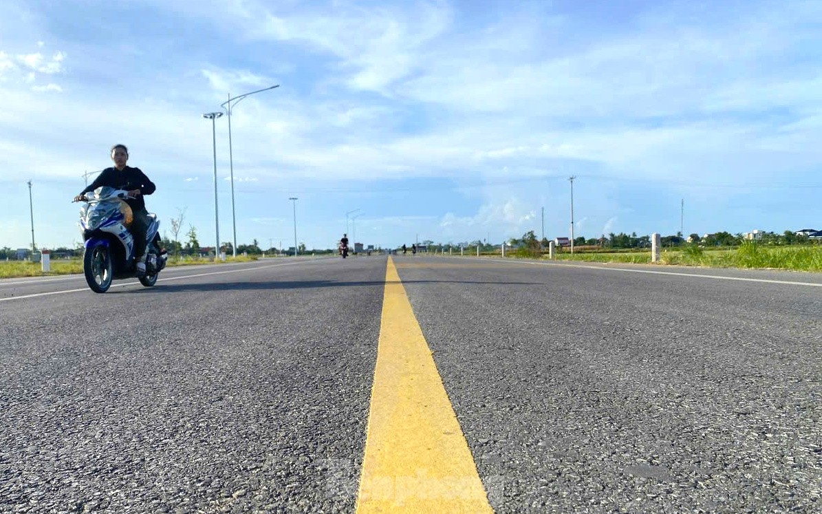 Tuyến đường ven biển hàng nghìn tỷ qua Nghệ An hiện ra sao? - Ảnh 14