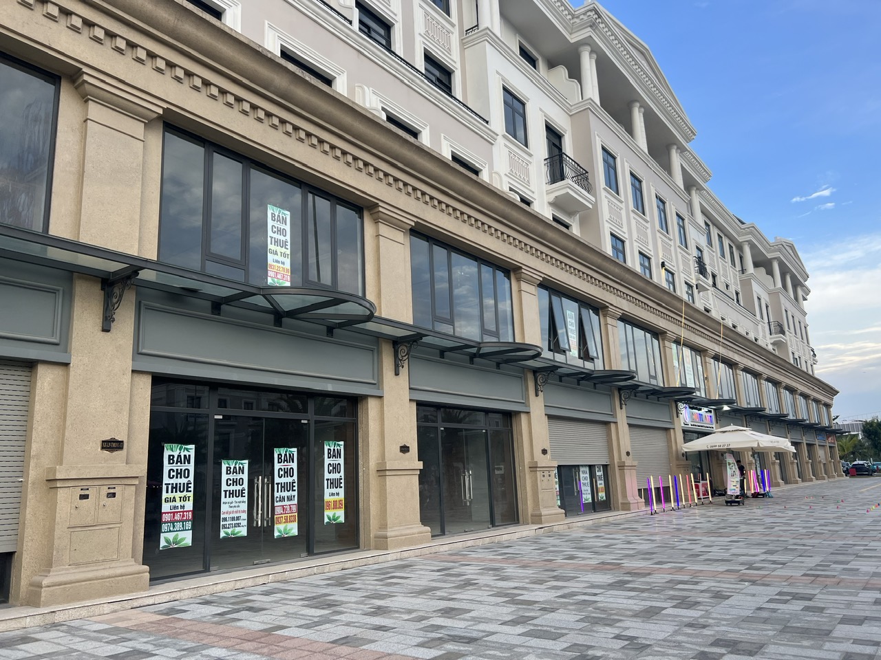 Shophouse triệu đô khu ven Tp.HCM: Chỗ hắt hiu, nơi sôi động, sự thật ít ai ngờ - Ảnh 12
