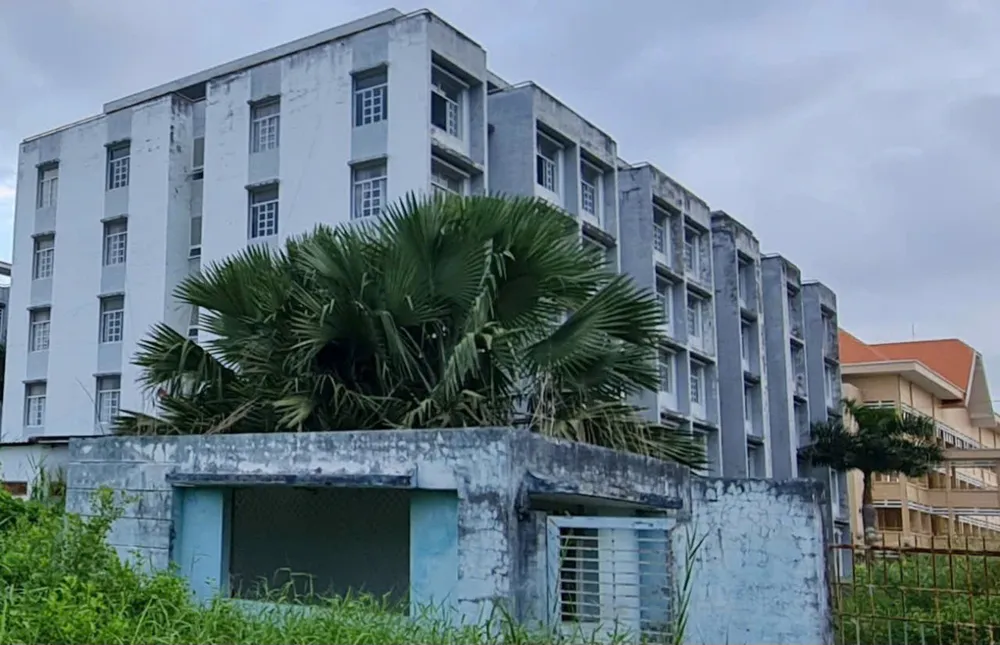 Bạc Liêu: Sẽ chuyển đổi công năng 2 tòa nhà sinh viên thành nhà ở xã hội - Ảnh 1
