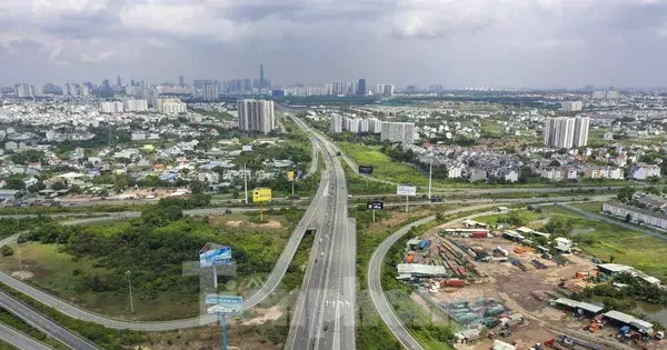 Cận cảnh tuyến cao tốc TPHCM-Long Thành-Dầu Giây sắp mở rộng lên 8 làn xe