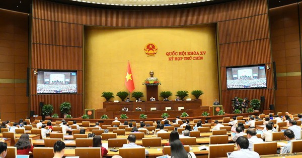 Quốc hội thông qua Nghị quyết cả nước giảm từ 63 còn 34 tỉnh, thành phố