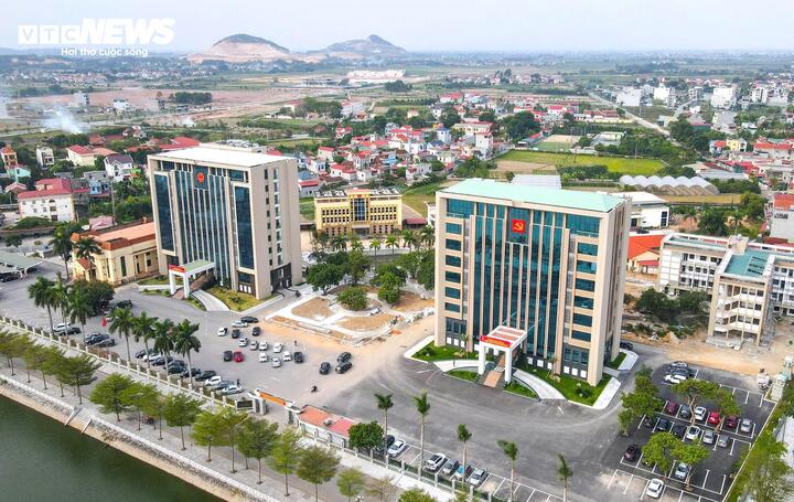 Bắc Giang xử lý thế nào với 108 trụ sở dôi dư sau sáp nhập? - Ảnh 1