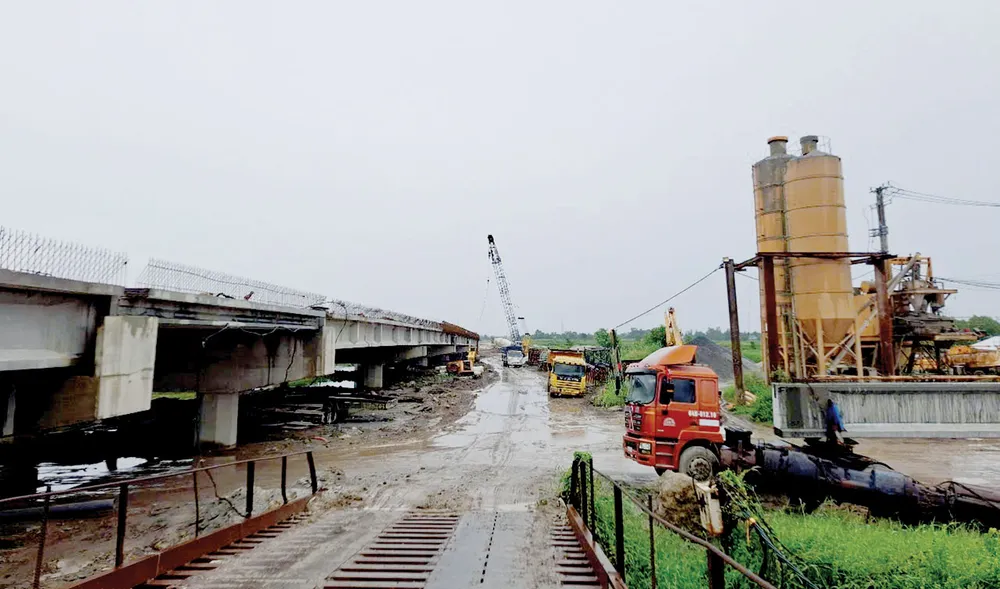 Cơ hội để doanh nghiệp trong nước tham gia triển khai các dự án trọng điểm - Ảnh 2