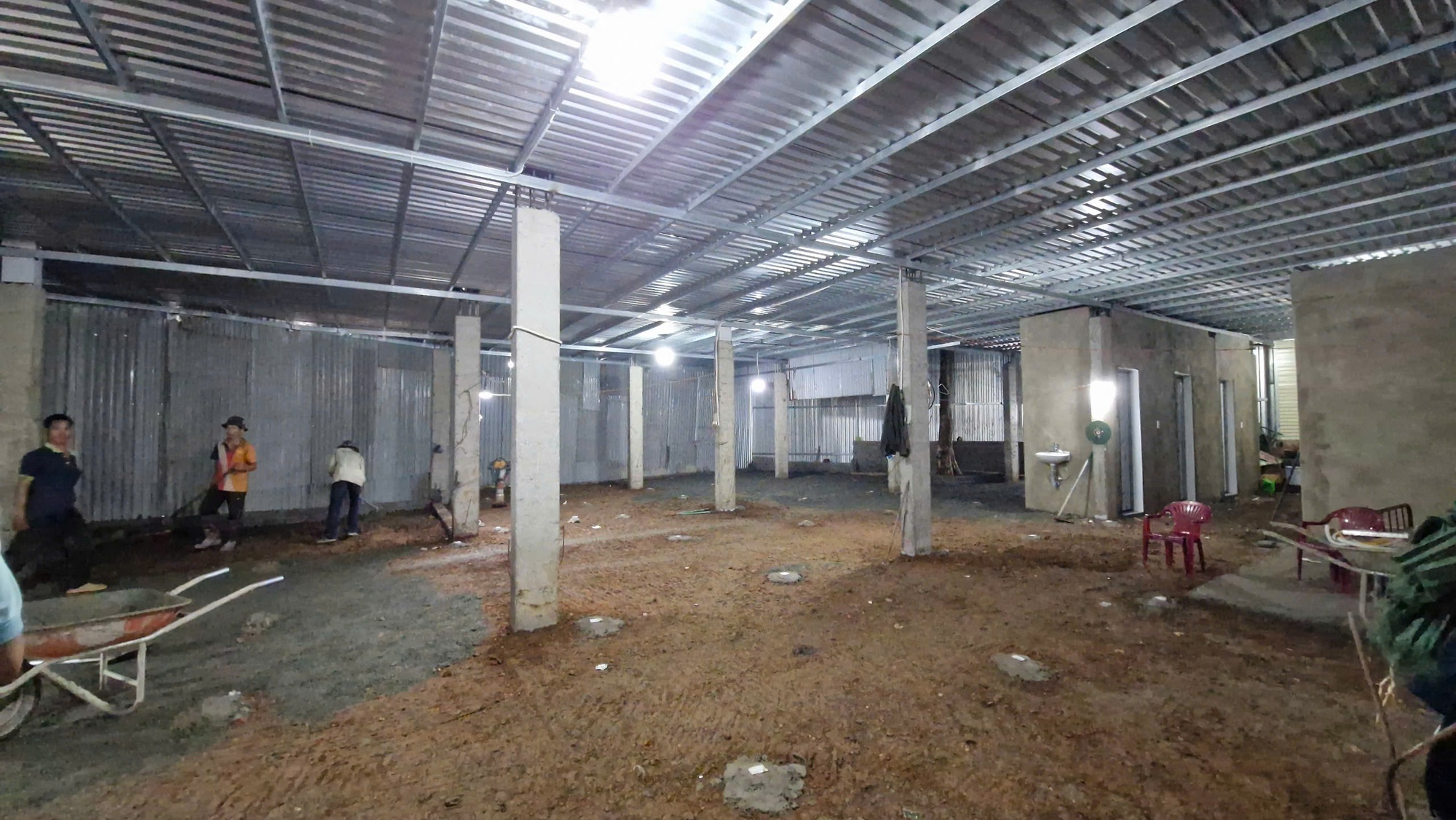 Công trình "khủng" 740 m2 xây không phép trên đất rừng đèo Bảo Lộc - Ảnh 4