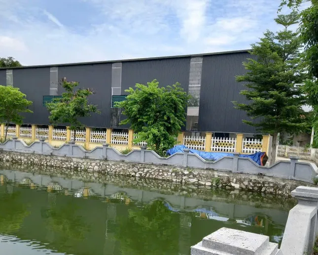 Ngang nhiên dựng nhà kho, xưởng hàng trăm mét vuông trên đất nông nghiệp ngay ở trung tâm TP Thanh Hóa - Ảnh 1