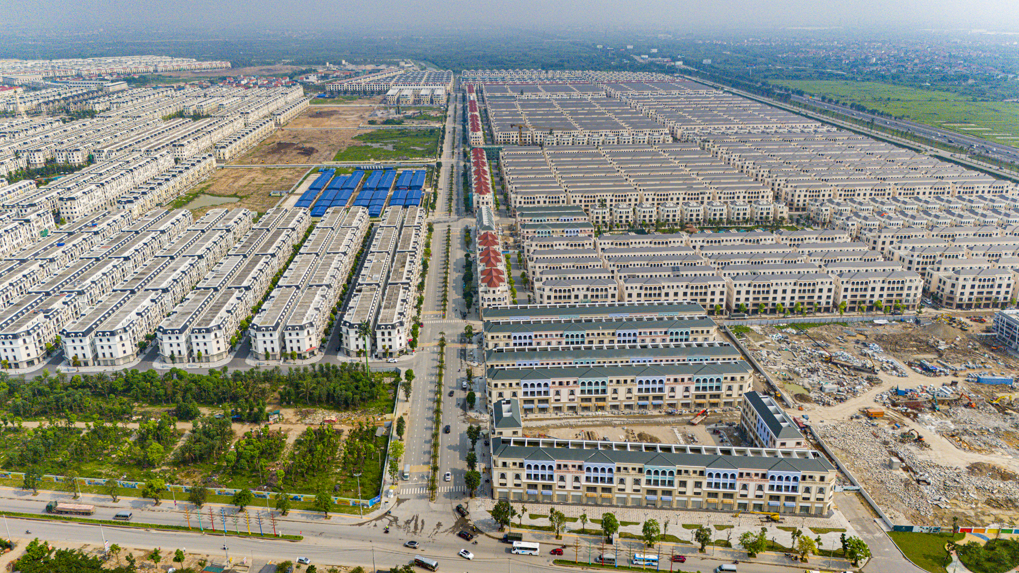 Doanh nghiệp của gia đình Tổng thống Trump vừa đổ bộ, Hưng Yên đã phá vỡ mọi kỷ lục thu hút vốn đầu tư, chỉ trong 5 tháng cao gấp đôi cả năm 2024 - Ảnh 1