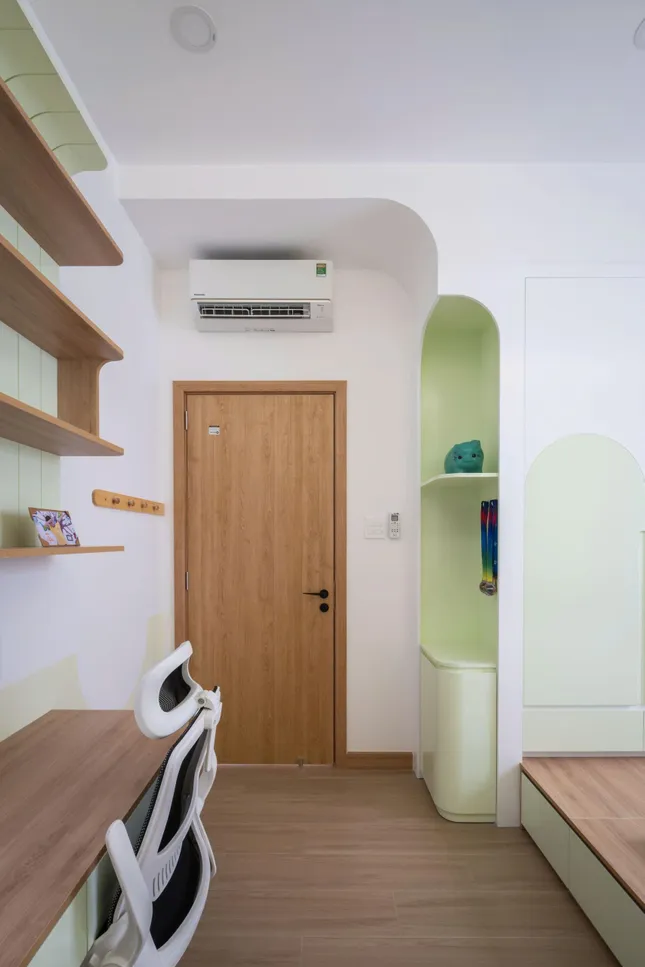 Nhà phố 2 tầng nổi bật lấy cảm hứng từ 'búp măng non' - Ảnh 6