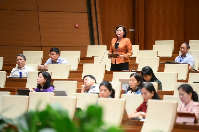 Thống đốc NHNN: Tính toán rõ nguồn vốn huy động của các dự án lớn như đường sắt cao tốc Bắc - Nam - Ảnh 1