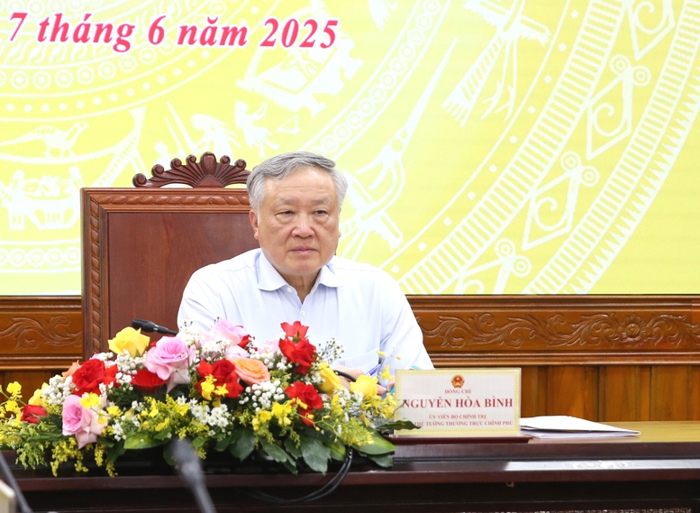 Thúc đẩy giải ngân đầu tư công: Phải tập trung tháo gỡ 'điểm nghẽn' về công tác giải phóng mặt bằng - Ảnh 1