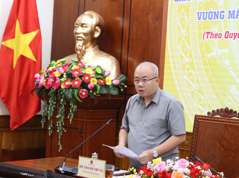 Thúc đẩy giải ngân đầu tư công: Phải tập trung tháo gỡ 'điểm nghẽn' về công tác giải phóng mặt bằng - Ảnh 3