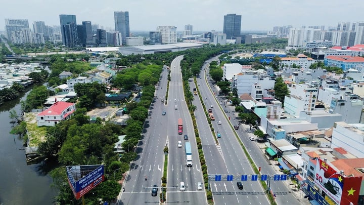 Tập đoàn của tỷ phú Nguyễn Thị Phương Thảo muốn đầu tư metro 47,3 km ở TP.HCM - Ảnh 2