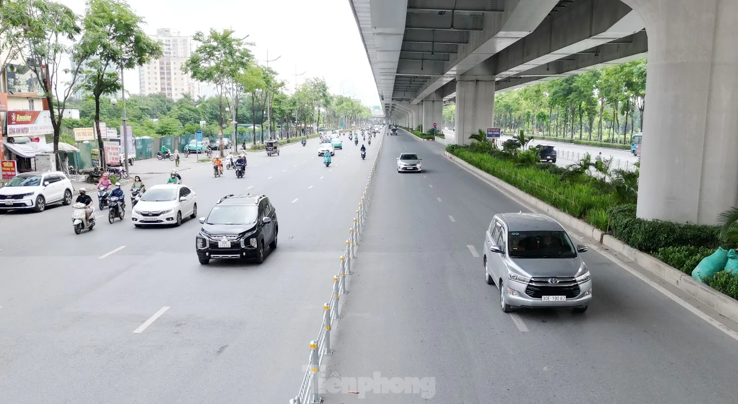 Hà Nội: Điều chỉnh cho ô tô được đi tất cả các làn đường Phạm Văn Đồng - Ảnh 3