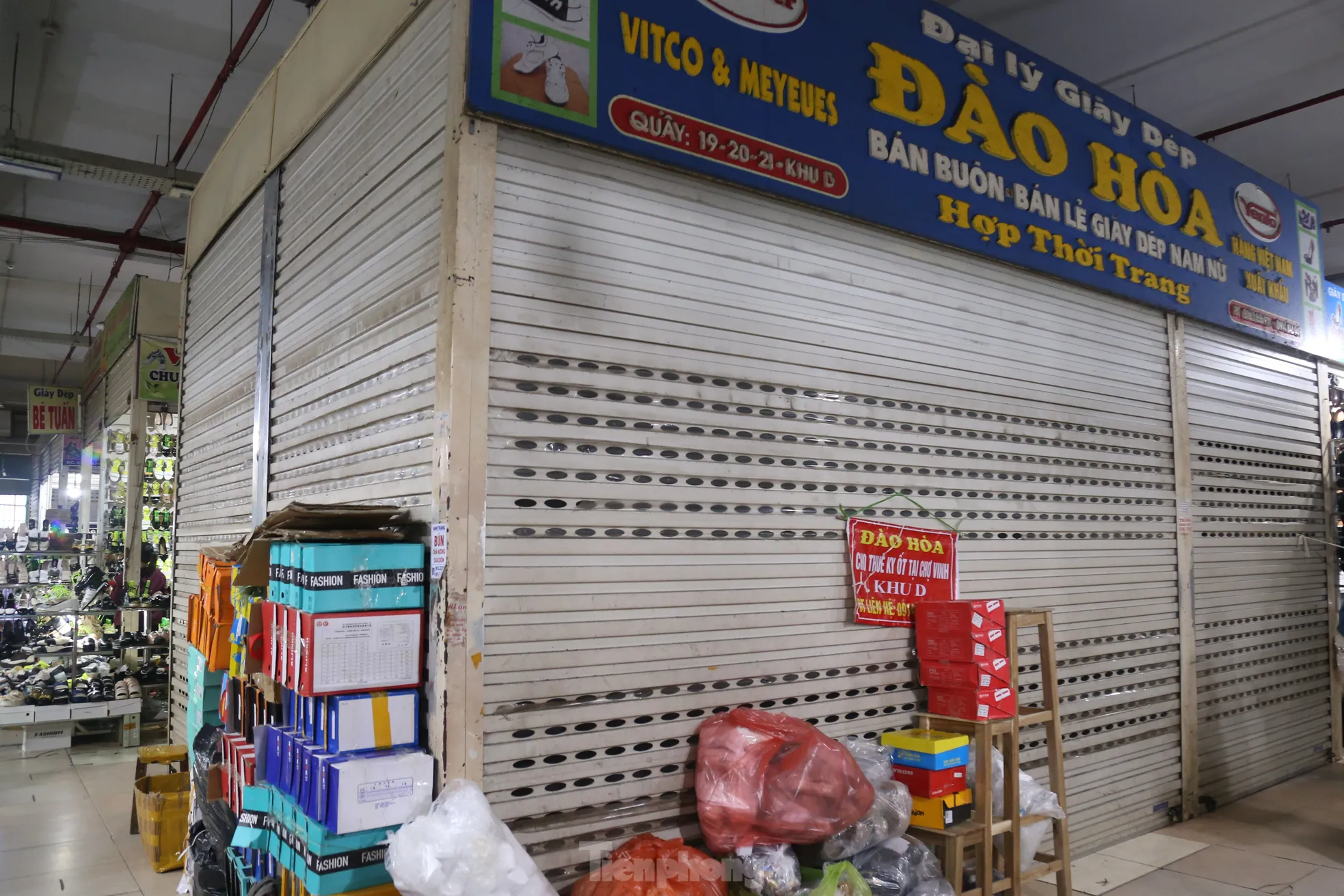 Chợ Vinh 'sáng đèn' sau hơn 1 tuần tiểu thương đồng loạt đóng cửa - Ảnh 8