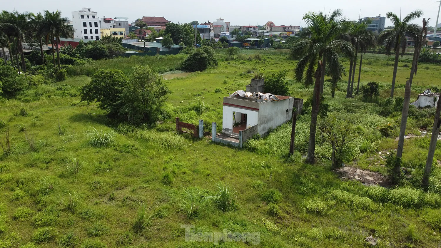 Cảnh hoang tàn 2 dự án cảng cạn ở vị trí 'vàng' của Hà Nội - Ảnh 12