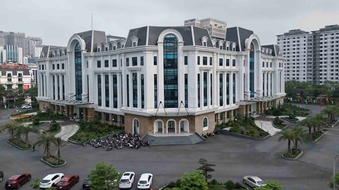 Hà Nội công bố trụ sở làm việc của 126 xã, phường sau sắp xếp - Ảnh 1