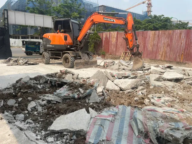 Hà Nội giao Công an kiểm tra loạt vi phạm đất đai sau phản ánh của báo chí - Ảnh 1