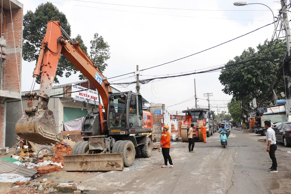 Quận 12 khởi công dự án nâng cấp đường dân sinh hơn 1.300 tỷ đồng - Ảnh 2