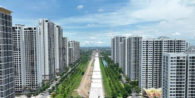 Hạ tầng khu Đông TP.HCM bứt phá, căn hộ cao cấp 70 triệu đồng/m² có còn nhiều? - Ảnh 2