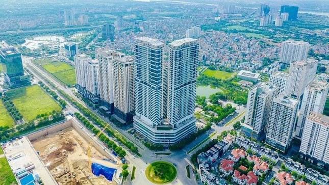 Căn hộ dẫn dắt thị trường, đất nền vào giai đoạn thận trọng - Ảnh 1