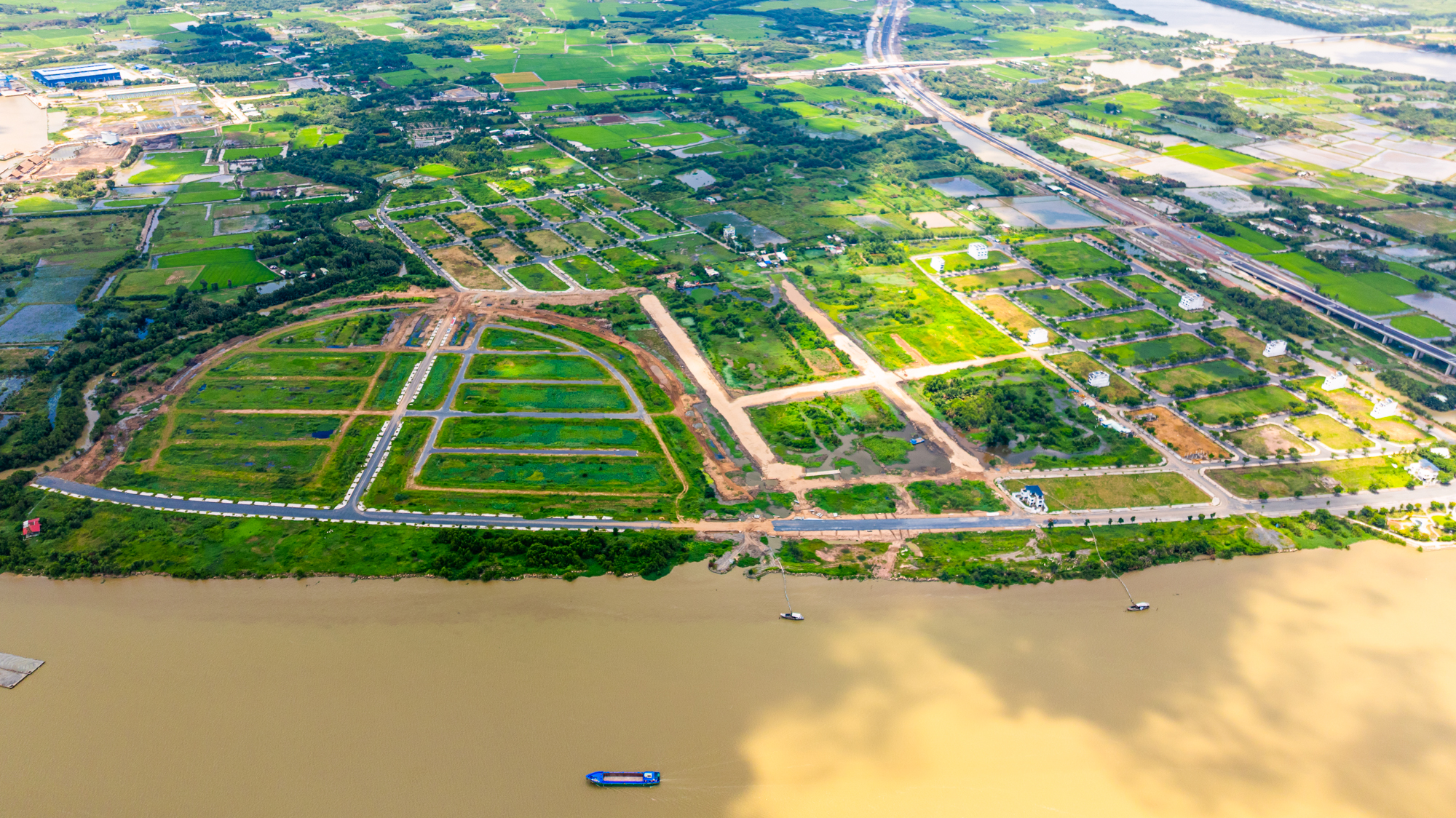 Sắp nối với TP.HCM bằng cầu lớn, bất động sản Nhơn Trạch thay đổi ra sao? - Ảnh 11