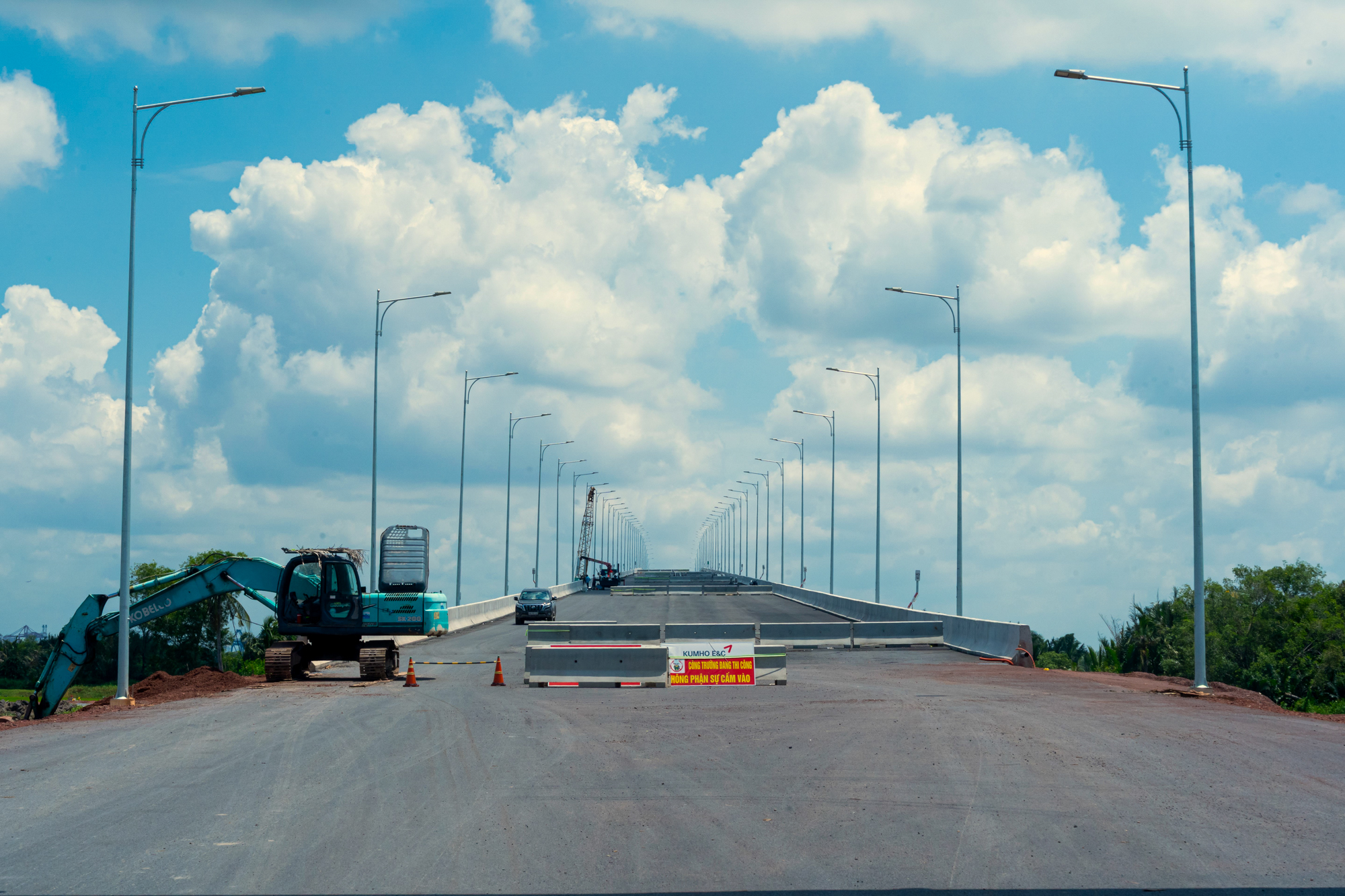 Ngắm cầu lớn nhất đường 75.000 tỷ sắp hoàn thành, hàng loạt dự án ở Đồng Nai sẽ chỉ còn cách phường Sài Gòn 30 phút - Ảnh 4