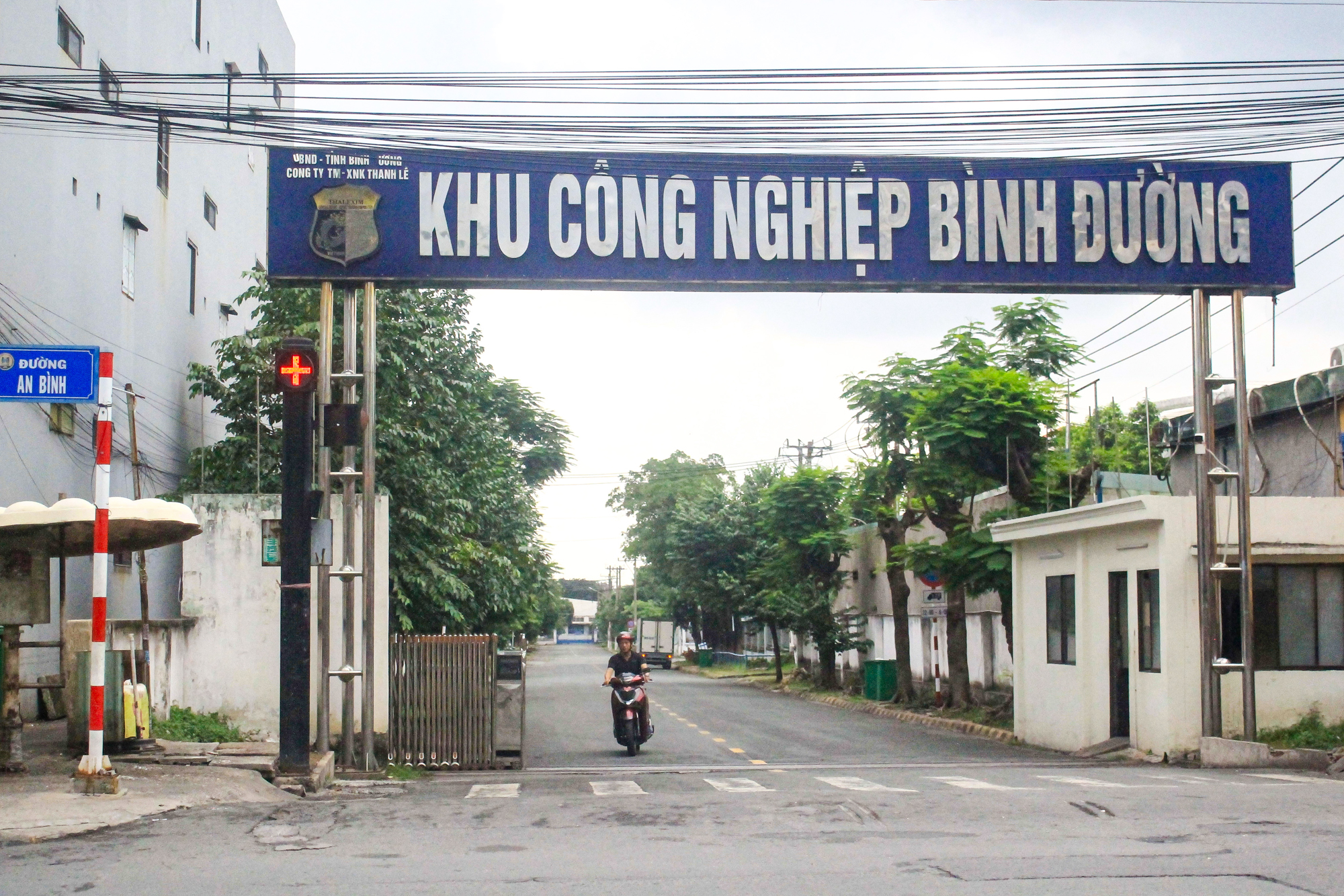 Phường đông dân nhất TP.HCM, có metro kết nối với trung tâm, giá nhà chỉ hơn 30 triệu đồng/m2 - Ảnh 10