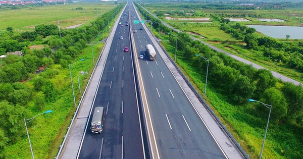 Bộ Tài chính kiến nghị làm rõ lựa chọn nhà thầu cao tốc TPHCM - Chơn Thành